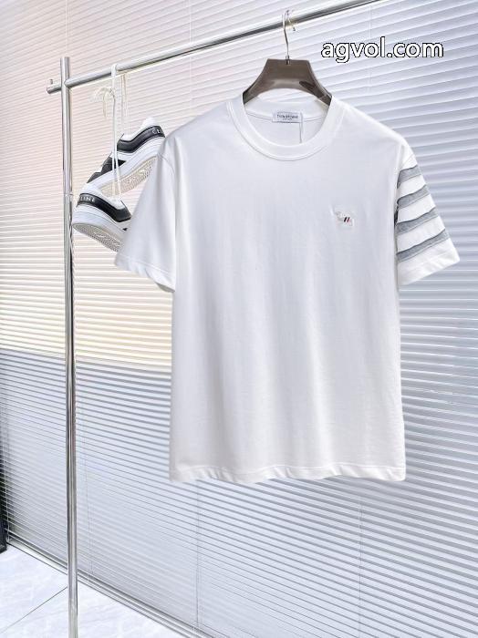 THOM BROWNE偽 ブランド 速達EMS便 ついに登場 限定品2026半袖Tシャツ_0_4