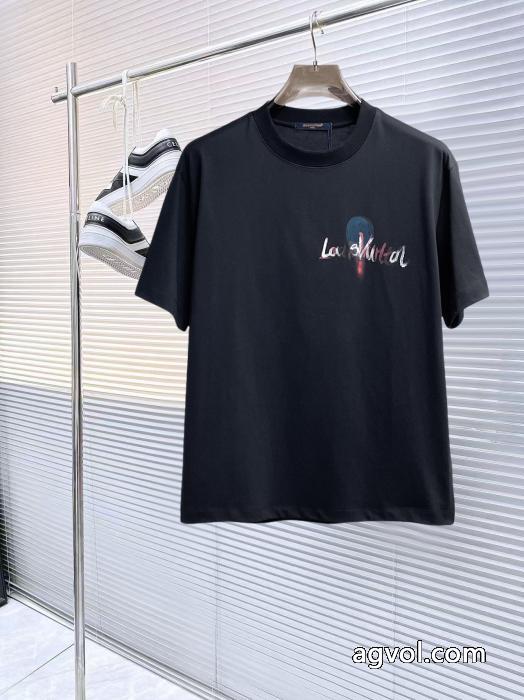 通販 ブランド着心地良く 2026季節限定 憧れブランドルイ ヴィトン半袖Tシャツ_0_1