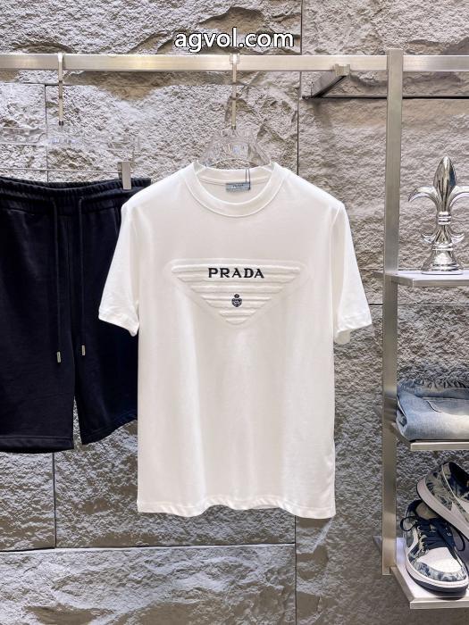 贈り物に2026年度 販売記念価格 海外限定アイテム半袖TシャツPRADAスーパー コピー 通販_0_0