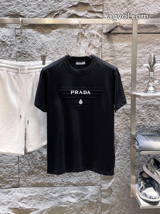 贈り物に2026年度 販売記念価格 海外限定アイテム半袖TシャツPRADAスーパー コピー 通販_0_1