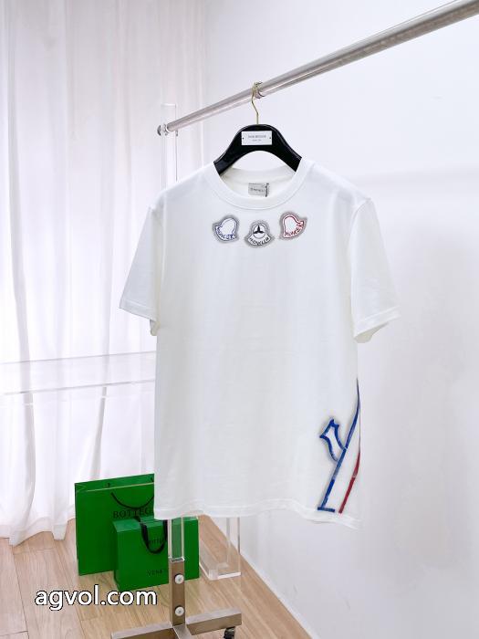 コピー 商品 通販MONCLER半袖Tシャツ使い勝手のよさが魅力 数量限定定番 新シーズン _0_2