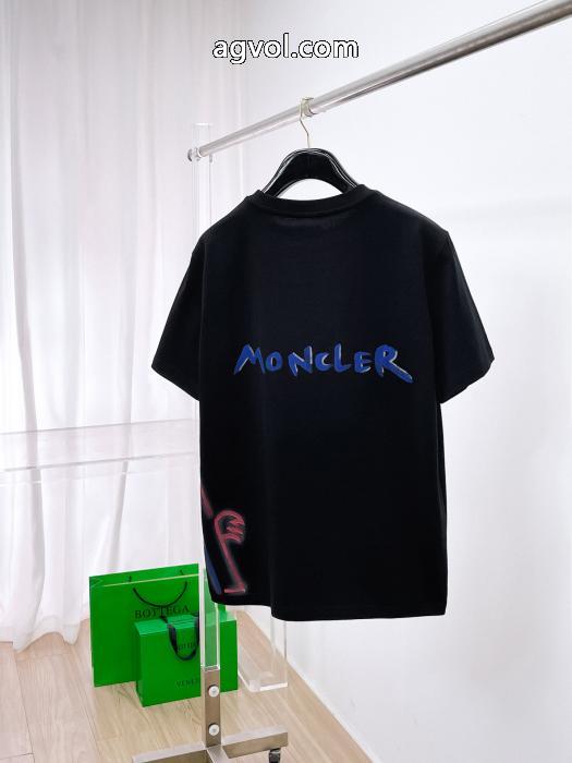 コピー 商品 通販MONCLER半袖Tシャツ使い勝手のよさが魅力 数量限定定番 新シーズン _0_3