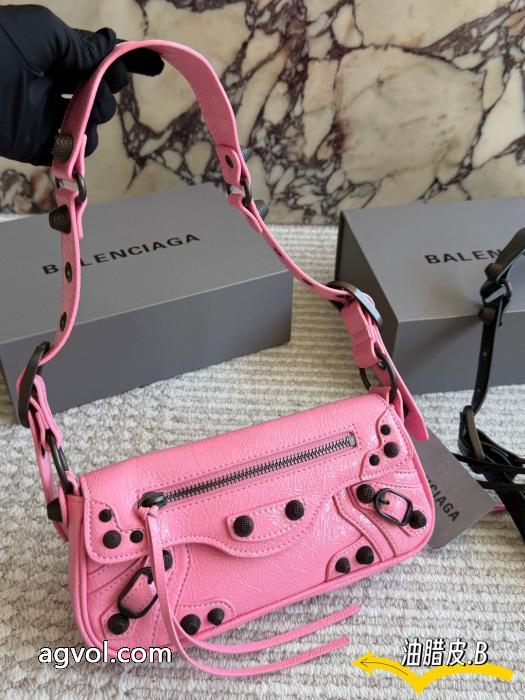 バッグブランド コピー  スタイリッシュな印象 話題沸騰中 入荷予定balenciaga_0_0