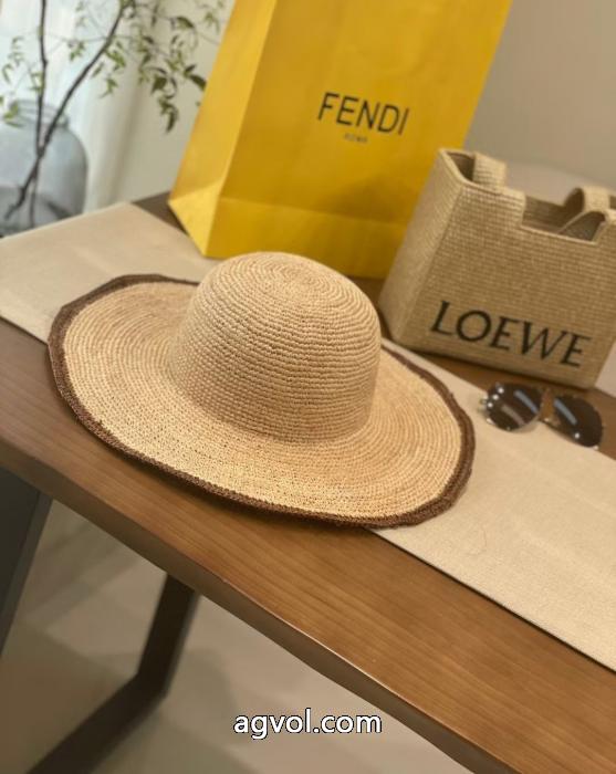 偽物 ブランド 販売春夏トレンド先取り 高い機能性 2026年春夏シーズン帽子FENDI.._0_2
