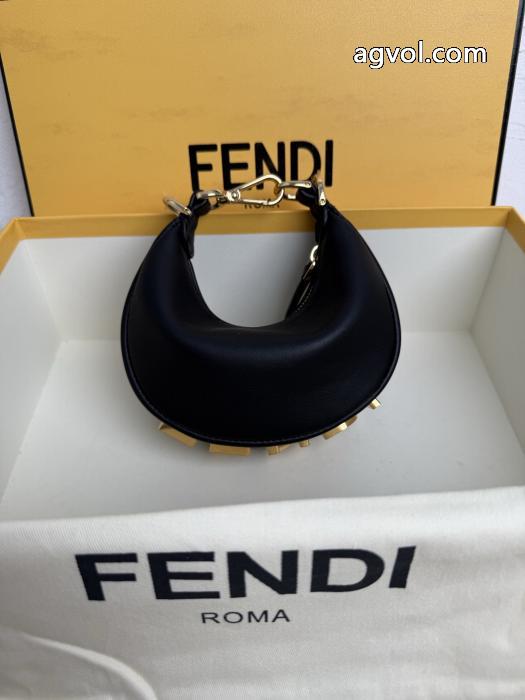 売切必至超安値 機能性抜群 今年活躍した&nbsp;バッグスーパー コピー メンズFENDI._0_0