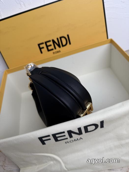 売切必至超安値 機能性抜群 今年活躍した&nbsp;バッグスーパー コピー メンズFENDI._0_2