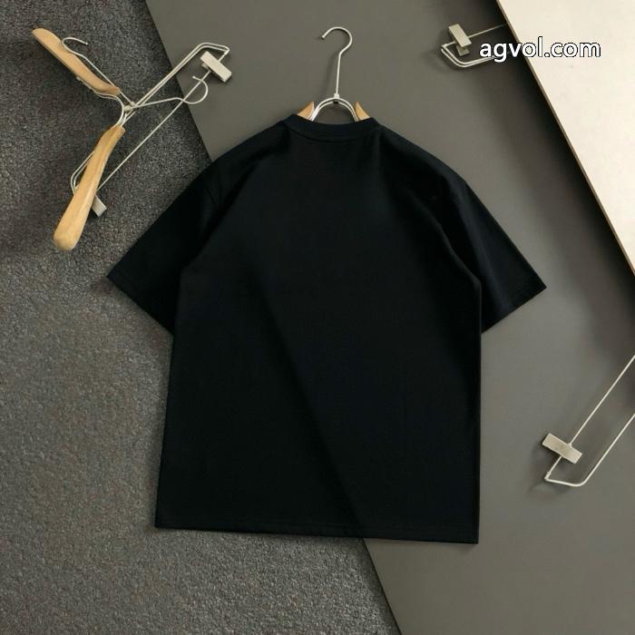 Tシャツコピー ブランド 通販フェンディ新作入荷人気 清潔感溢れる 超カッコイイ._0_5
