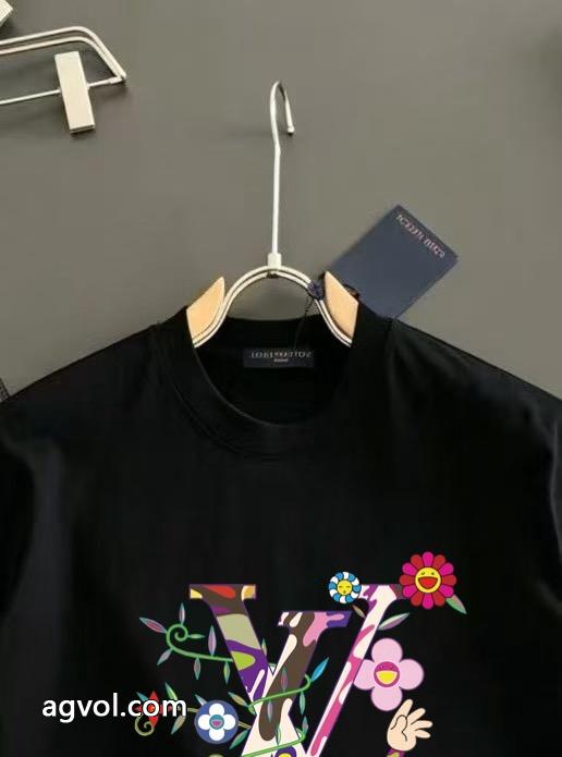 半袖Tシャツルイ ヴィトン偽物 ブランド海外大人気アイテム 超限定即完売 高級感ある_0_0
