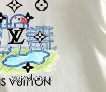 スーパー コピー 通販LOUIS VUITTON半袖Tシャツオシャレに欠かせない！ 大絶賛！  少数入荷_0_0