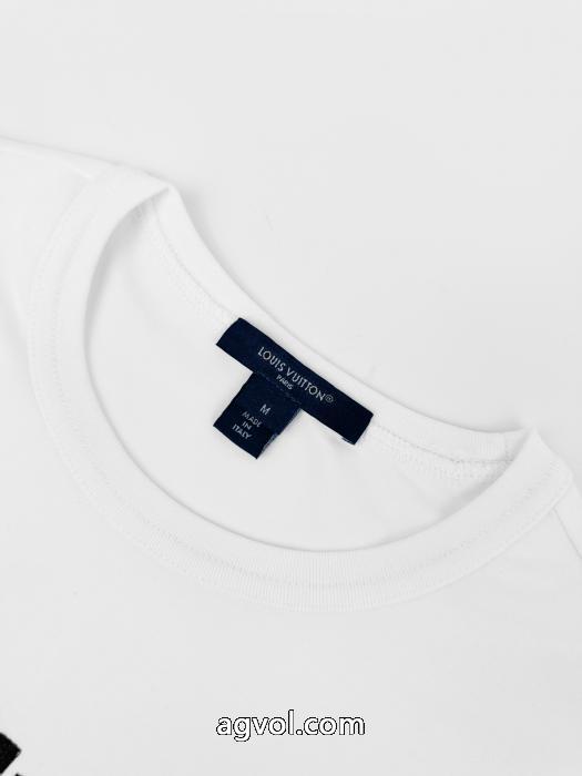 尊い逸品 日本即完売予想 モードな逸品LOUIS VUITTON半袖Tシャツコピー ブランド 販売_0_3