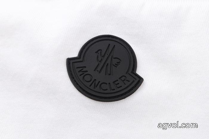 MONCLER半袖Tシャツ品質の高い 先行販売!! 再入荷が嬉しい2026スーパー コピー 安心_0_1