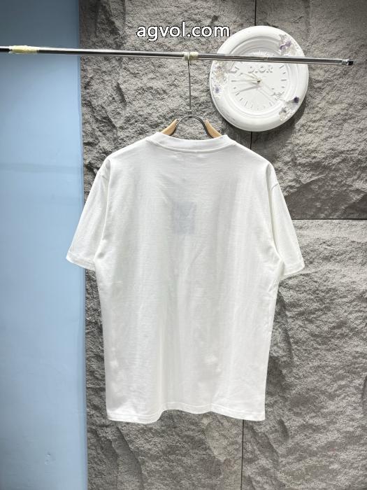 半袖Tシャツコピー ブランド 販売特別人気感謝SALE 海外限定評価いい 注目度が高いアイテムLOUIS VUITTON_0_3