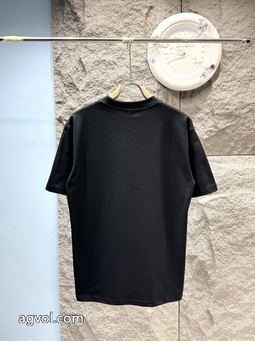 半袖TシャツFENDI激安 通販 ブランド韓国高級服 手頃価格でオシャレ セール中_0_1