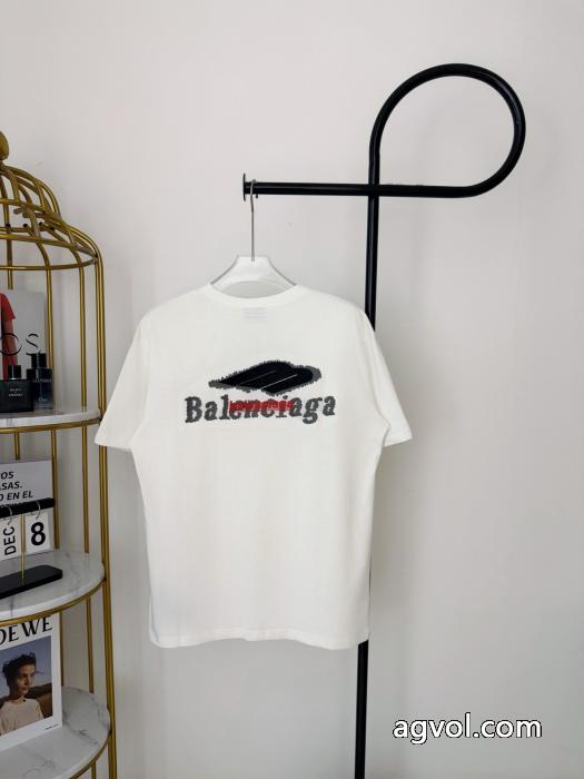 balenciaga人気確定  販売記念価格 セレブ愛用ブランド偽物 ブランド 激安半袖Tシャツ_0_2