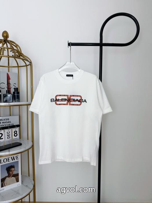 半袖Tシャツbalenciagaコピー 通販2026年限定発売新品 華やかに演出する ついに登場_0_3