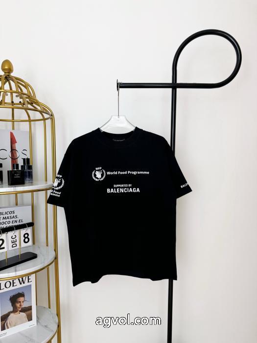 2026新作登場 再入荷が嬉しい2026 人気モデル愛用balenciaga半袖Tシャツ偽 ブランド_0_0