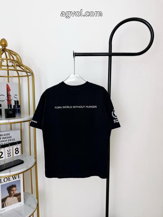 2026新作登場 再入荷が嬉しい2026 人気モデル愛用balenciaga半袖Tシャツ偽 ブランド_0_2