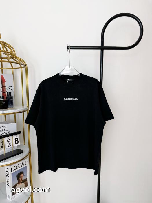 コピー 商品 販売定番の人気ブランド 品薄お早めに 即発送OKbalenciaga半袖Tシャツ_0_2