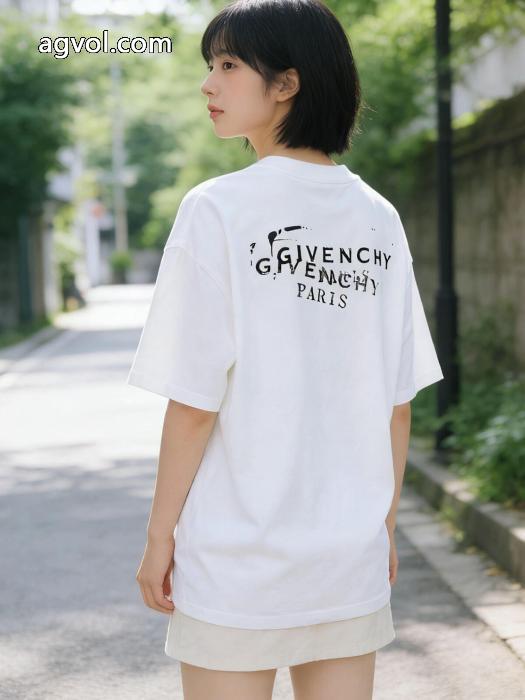 ブランド コピー 専門TシャツGIVENCHY超特価数量限定 狙い目 クール印象._0_1