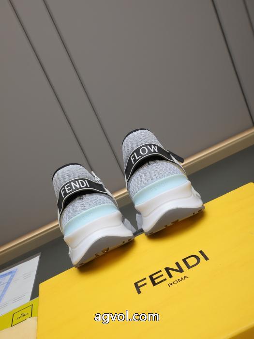 スニーカー海外流行 女性らしいシルエット 今シーズンは特に人気スーパー コピー 通販 優良FENDI.._0_4