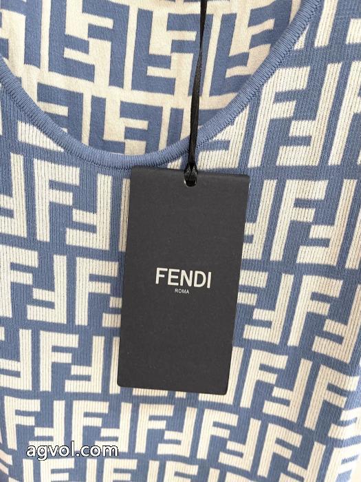 FENDIワンピース人気が続行限定アイテム 2026春夏トレンドデザイン 新作コレクションコピー 品 ブランド.._0_1