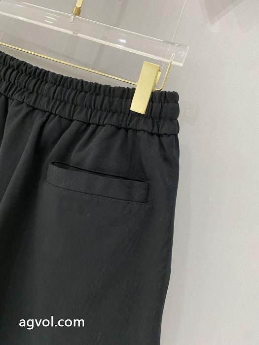 バレンシアガブランド コピー高級感ある 数量限定セール 今年も人気スラックス._0_4