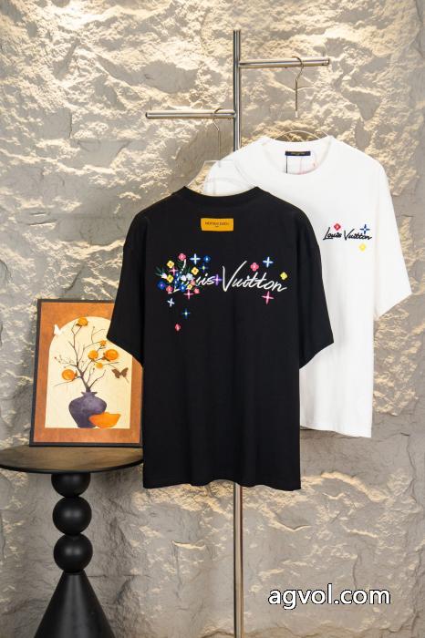 コピー 通販2026年人気商品 定番モデル 完売新作ルイ ヴィトン半袖Tシャツ_0_2
