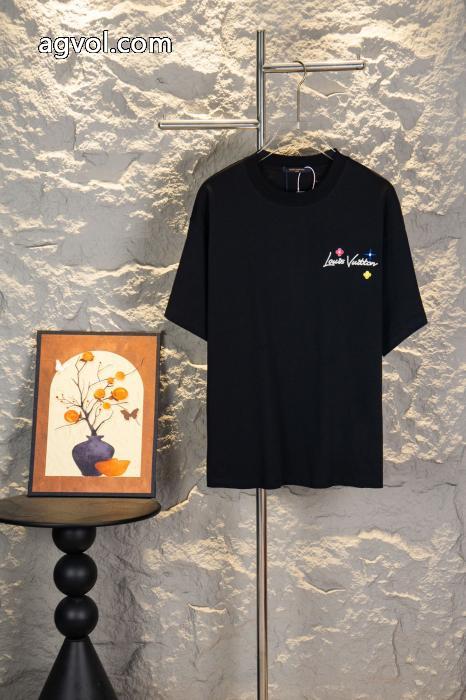 コピー 通販2026年人気商品 定番モデル 完売新作ルイ ヴィトン半袖Tシャツ_0_4