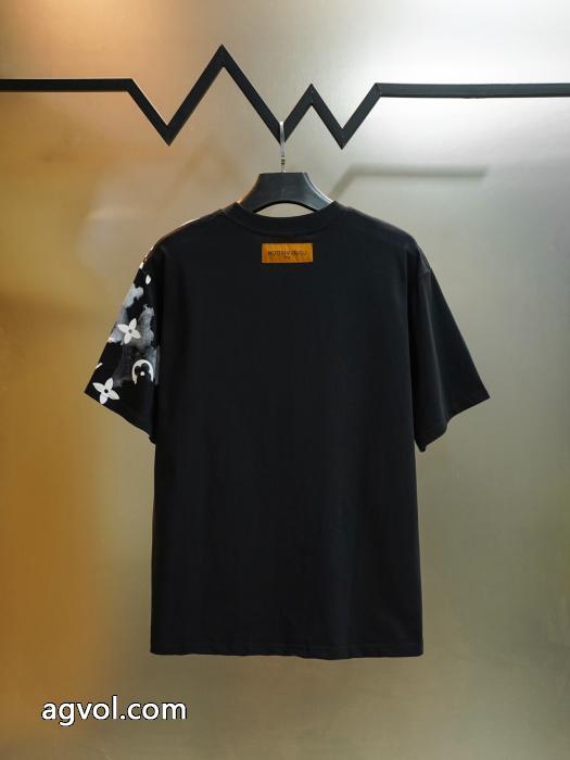 半袖TシャツLOUIS VUITTONブランド スーパー コピー 優良店定番人気のカラー 即完売 人気商品2026_0_3