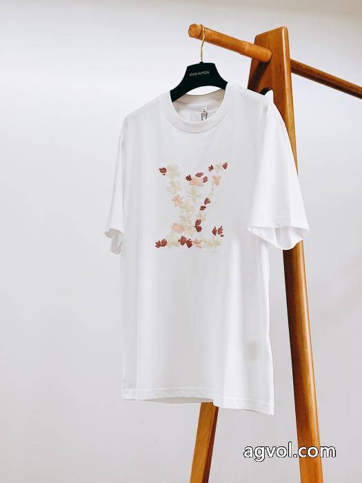 定番人気最新作 圧倒的人気アイテム 通勤の定番半袖Tシャツスーパー コピー 通販 優良LOUIS VUITTON_0_2