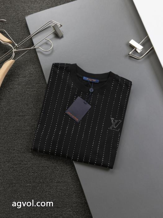 偽物 ブランド今年買い足したい！ 好評につき継続中 日本一安い激安LOUIS VUITTON半袖Tシャツ_0_2
