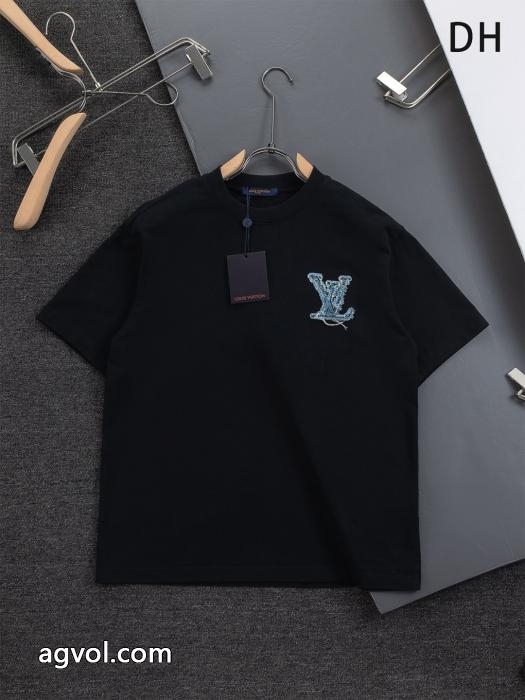 ファション性の高い 今季は色を使った注目新品 新品保証ブランド コピー  LOUIS VUITTON半袖Tシャツ_0_1