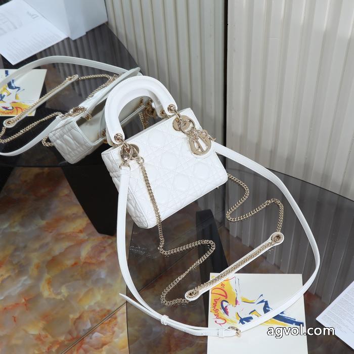 ブランド コピー 激安オシャレ度アップ 人気専門店 女性大好きバッグディオール.._0_3