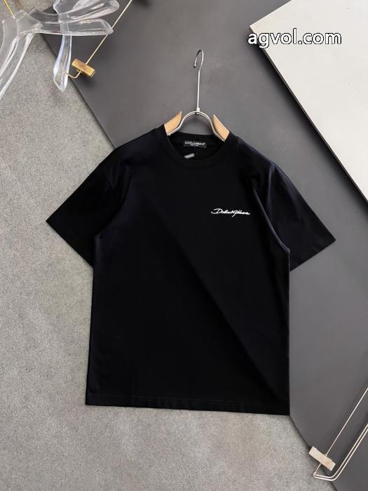 新たな世界に新作通販 上品オトナ感 大注目半袖Tシャツブランド アクセサリー 激安Dolce&Gabbana_0_2
