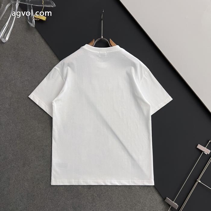 新たな世界に新作通販 上品オトナ感 大注目半袖Tシャツブランド アクセサリー 激安Dolce&Gabbana_0_3