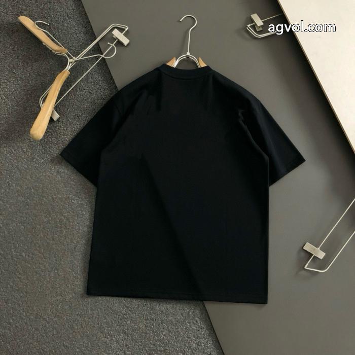 コピー ブランド 通販軽くて着心地がいい VIP価格 時代の風潮ブランド コピー半袖Tシャツ_0_0