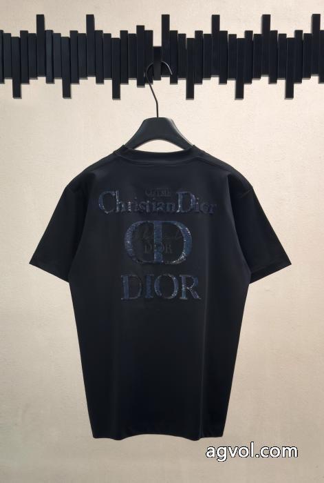 通販 ブランド涼しげな印象の 夏が待ちきれないブランド新作 極上の着心地DIOR半袖Tシャツ_0_4