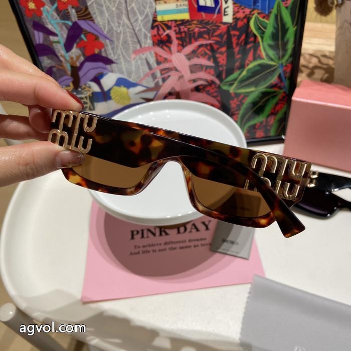 スーパー コピー 品MIUMIUサングラス人気商品最新作 ファッションスタイル 期限限定！_0_0