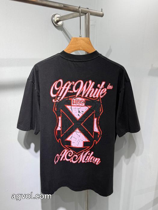 コピー ブランド 通販 安心綺麗に決まるフォルム！ 美品*稀少 大胆にTシャツオフホワイト._0_0