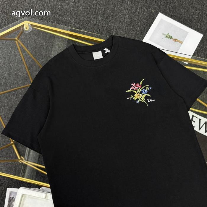 コピー ブランドディオールTシャツ2026話題アイテム 新着アイテム 大変大人気2026._0_2