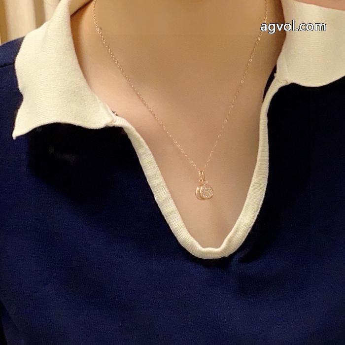 ブランド 品 コピーARMANIリッチな印象に 今すぐオシャレになれる！ オシャレだけど疲れないアクセサリー._0_2
