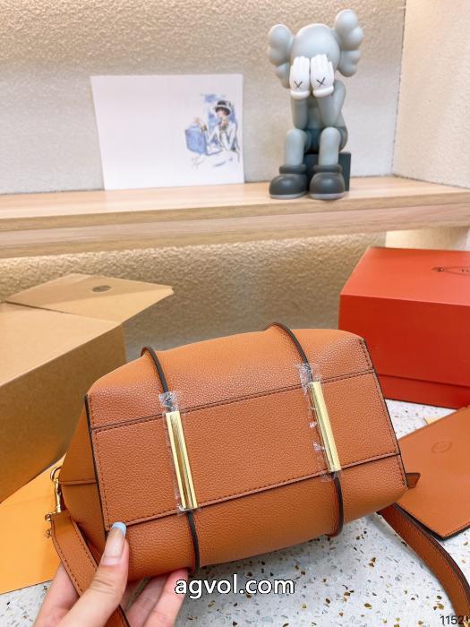 トッズコピー 品 ブランドバッグ衝撃セールで破格 先行入荷 新作限定大人でお上品.._0_4