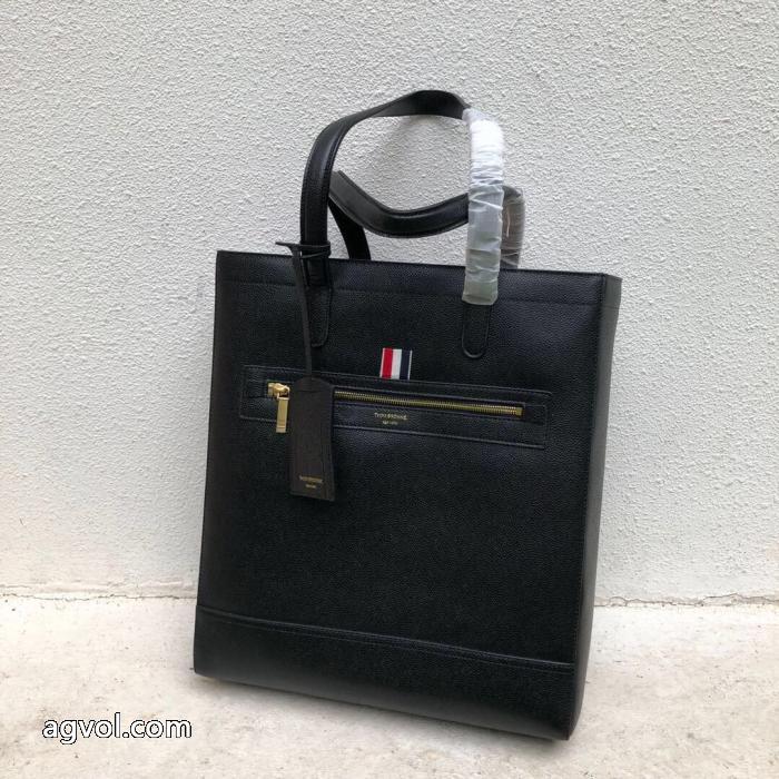 コピー 品 ブランドバッグTHOM BROWNE絶妙な抜け感 日本で先行販売 国内発/関税込._0_3