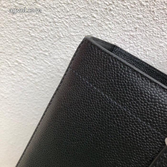 コピー 品 ブランドバッグTHOM BROWNE絶妙な抜け感 日本で先行販売 国内発/関税込._0_4
