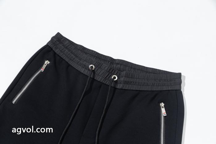 ブランド 激安スラックスMONCLER新色入荷 斬新なデザイン 商品の特長_0_0