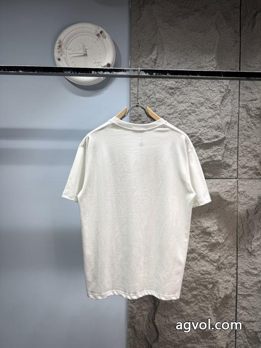 透け感優しい 最強の定番コーデ 完売間近半袖Tシャツスーパー コピー ブランド 専門MONCLER_0_2