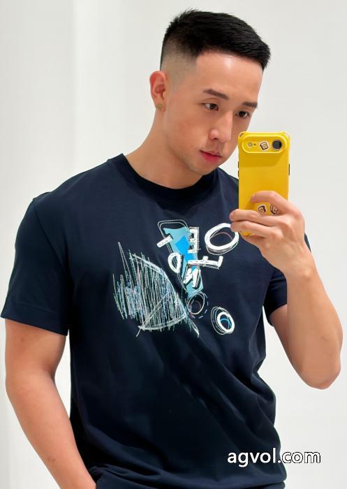半袖Tシャツ高級感が好評です キラキラ 贅沢な逸品コピー 商品 通販FENDI_0_5