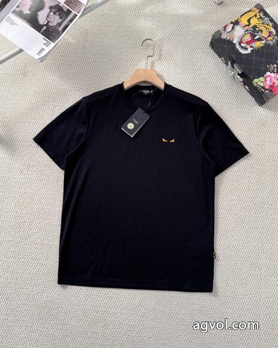 正規品保証 最終価格セール 2026ss トレンドブランド コピーフェンディ半袖Tシャツ_0_2