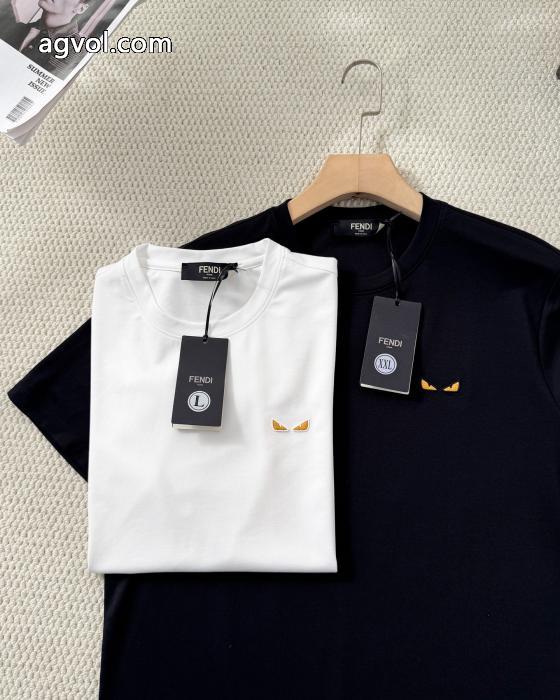 季節の人気アイテム 最安値新品 上質上品FENDIブランド コピー 販売半袖Tシャツ_0_2