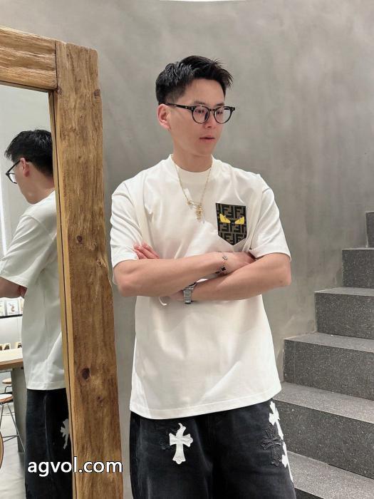 スーパーコピー2026半袖Tシャツ新作限定大人でお上品 お気に入り 最新商品即完売必至FENDI_0_3